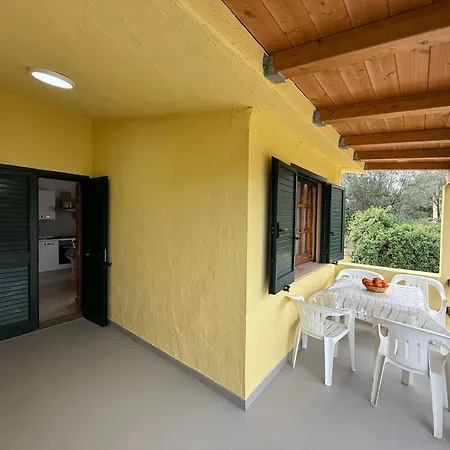 Casa Bougainville Cala D'ambra Appartamento San Teodoro (Sardinia)